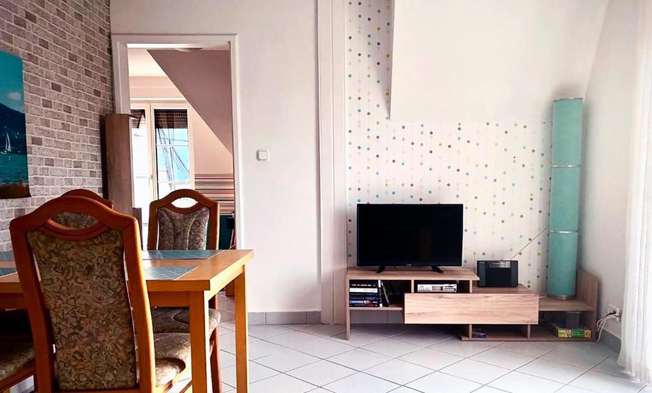 Nefelejcs Apartmanhaz Gyenesdias Luaran gambar